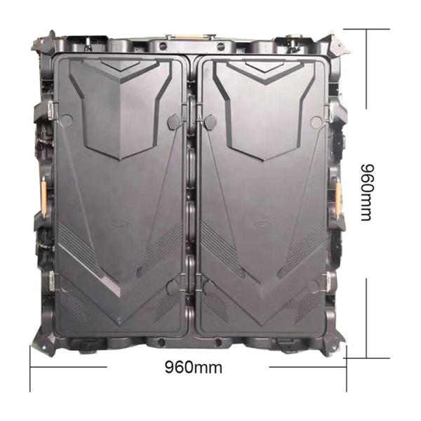 Периметр футбольного стадиона кубка мира P10 привел видео- стену