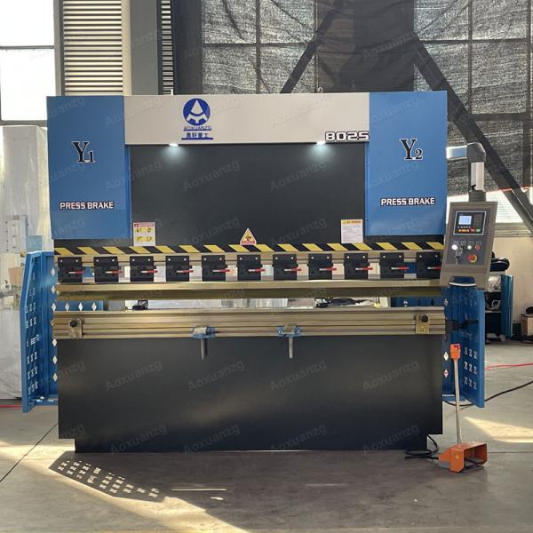Improved Bending Precision NC Controller E22 Torsion Bar Press Brake For Stainless Steel