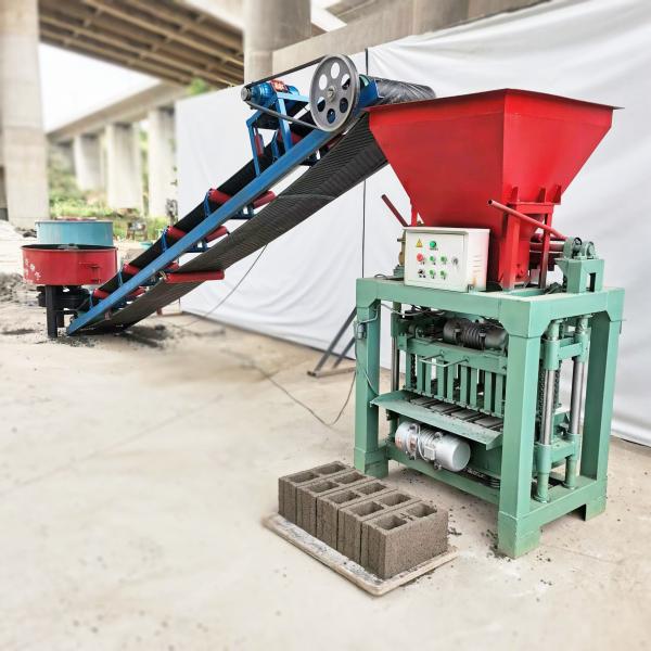 Hot Sale Brick Making Machine Customizable Mould Hollow Concrete Block Making Machine for Engineering Construction