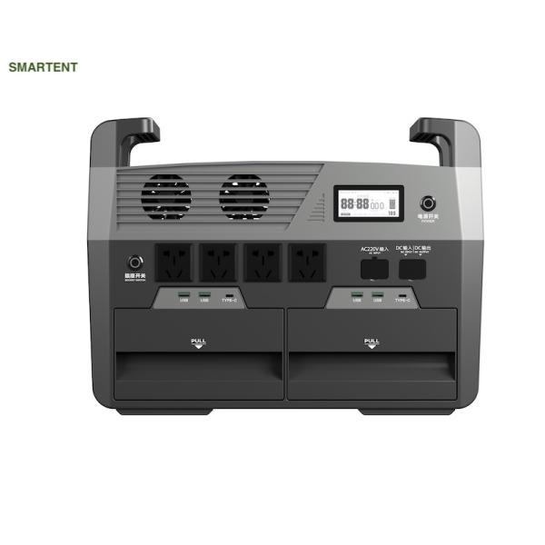 На открытом воздухе располагаясь лагерем солнечная порученная портативная электростанция 3600Wh 57.6V 449x236x336MM