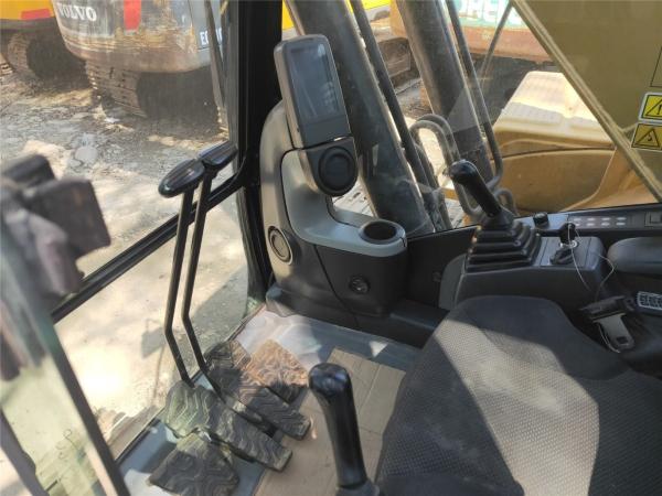                  New Maintenance Caterpillar Track Excavator 320d, Cat Crawler Digger 320 on Promotion             