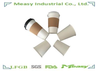 Single Wall White Food Grade disposable drinking cups Plastic Lid , Kraft Sleeve