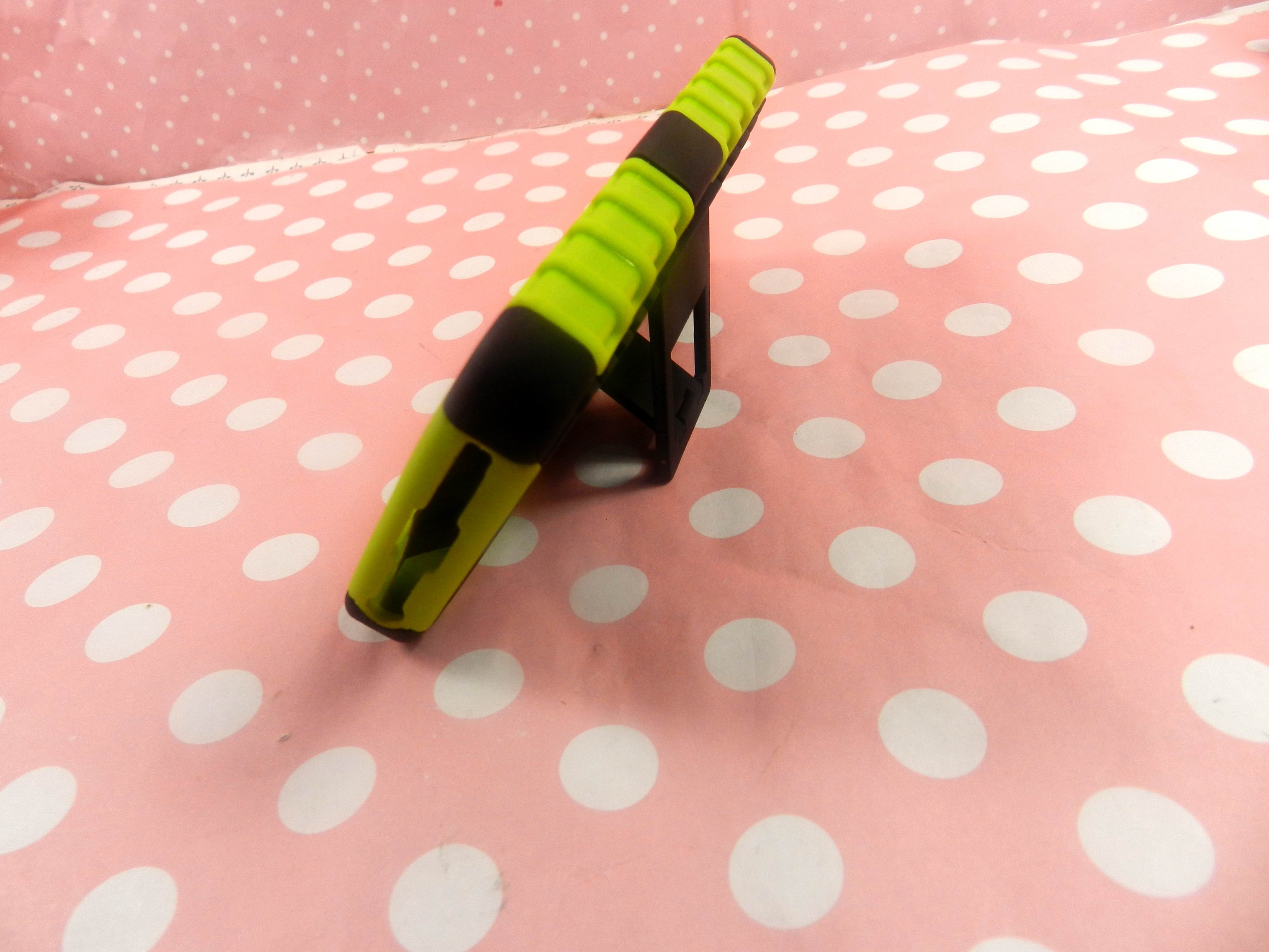 Multi-fuctional PC Phone Case Yellow Dustproof With Stand For Iphone 5