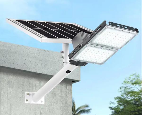 6000K Solar Powered Street Lights IP66 Security Led Exterior Lights 100 w 200 w 300 w 400 w