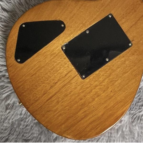 Custom Yellow Santana Retro Electric Guitar Flamed Maple Top Veneer HH Pickups Tremolo