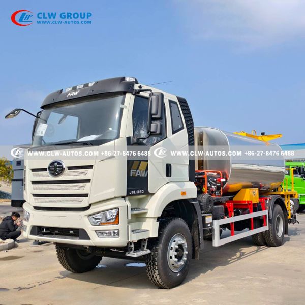FAW J6L 350HP 12000L 4X2 Intelligent Asphalt Distributor Truck with Thermal Oil Heating System