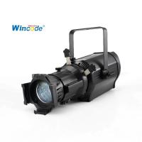 300W projecteur LED RGBALC 6 en 1 entièrement réglable de 2 700 à 12 000K avec système de gestion des couleurs