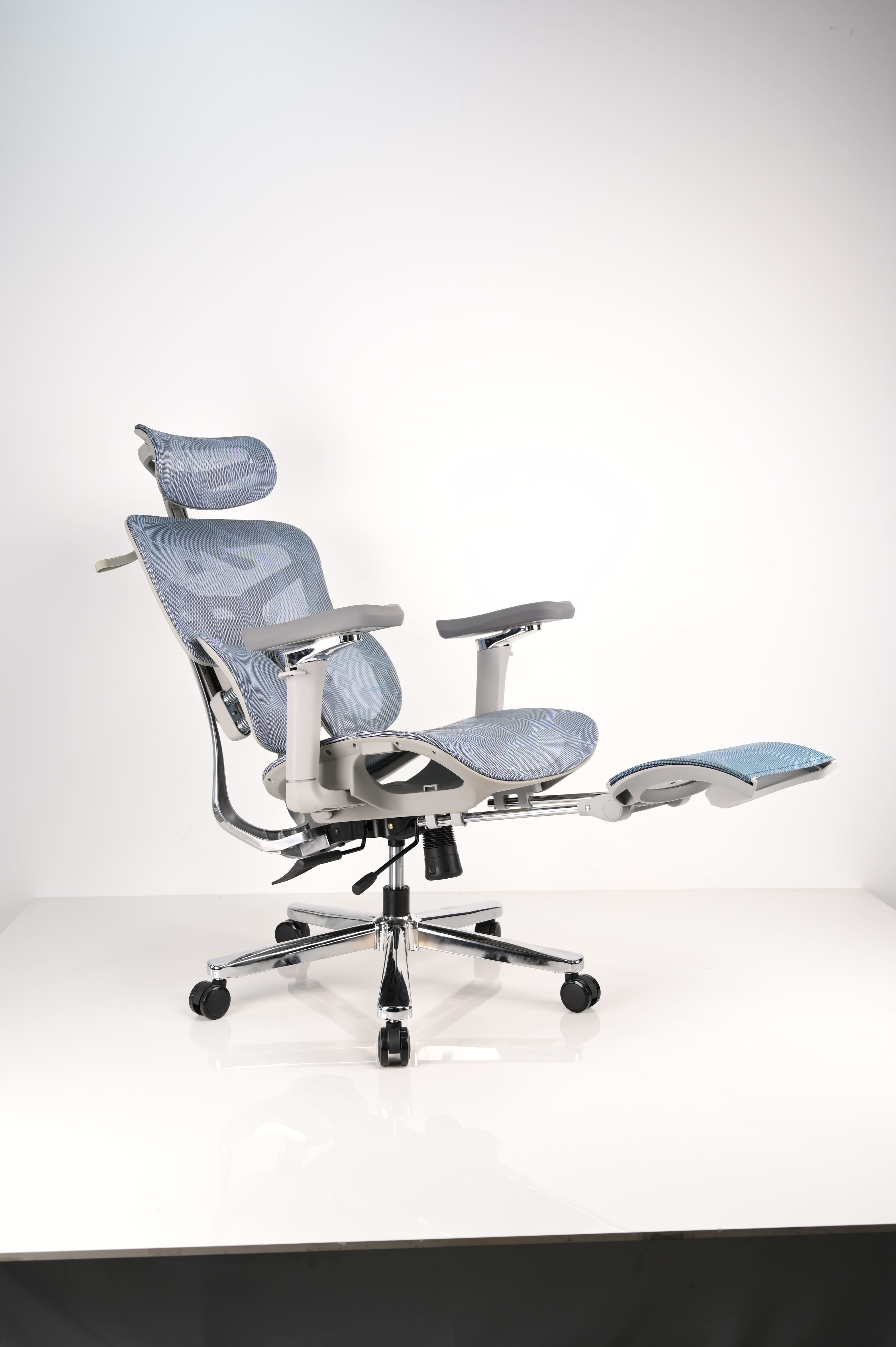 New Design Cheap price ergonomic office chair 5D armrest aluminium back support grey