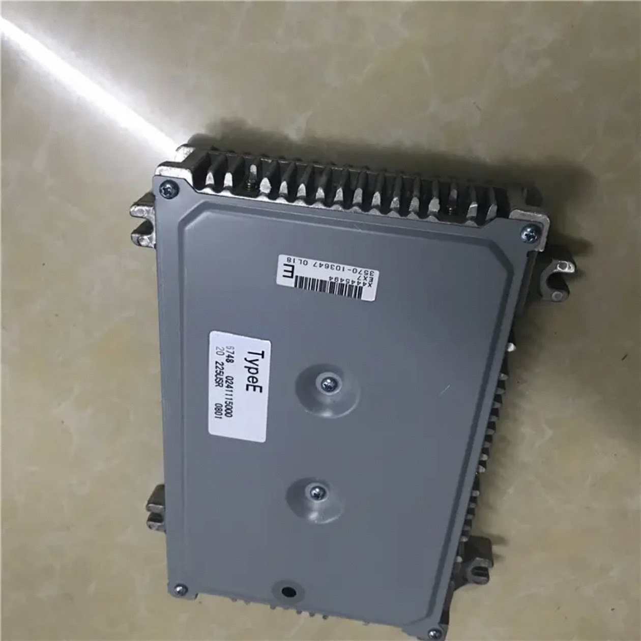 Excavator Computer Board 9226748 9226752 4445494 4428083  For Hitachi ZX200 ZX210 ZX330 ZX250
