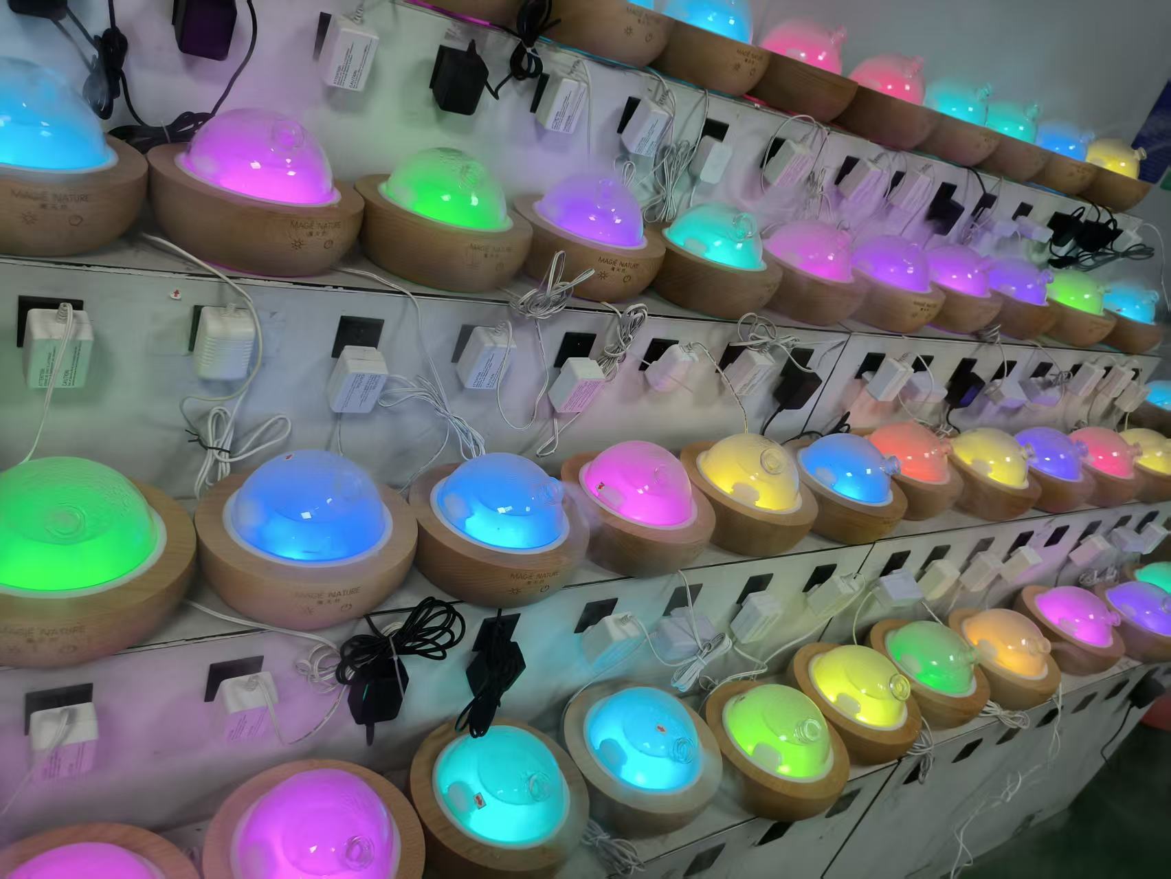 7-Color RGB Light Bluetooth Music Low Noise Ultrasonic Aroma Diffuser Essential Oil Diffuser