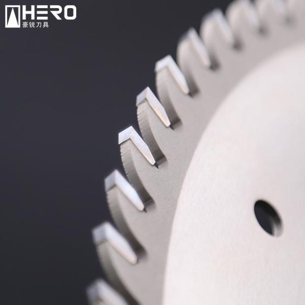 Industrial Rip Saw Blade , Fine Cut Saw Blade Tungsten Carbide Material