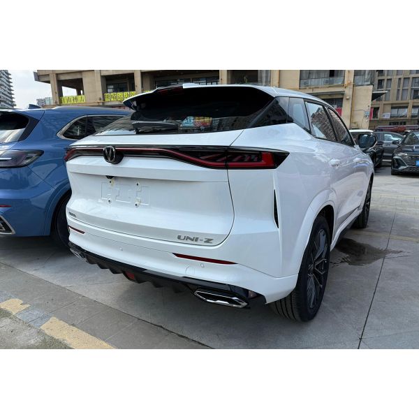 2024 New Arrival Changan UNI-Z Compact SUV Auto Gas Hybrid Vehicle R20 Tire Automatic Gear Acura Left AWD Cheap Price Used Car