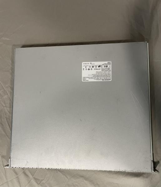 Used DCS-7150S-64 48 Port 10Gbe SFP Switch 10/100/1000Mbps Transmission Rate