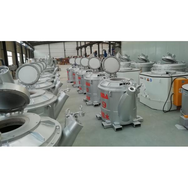 Long Distance Molten Aluminum Transfer Ladles Non Wetting Refactory Long Service Life