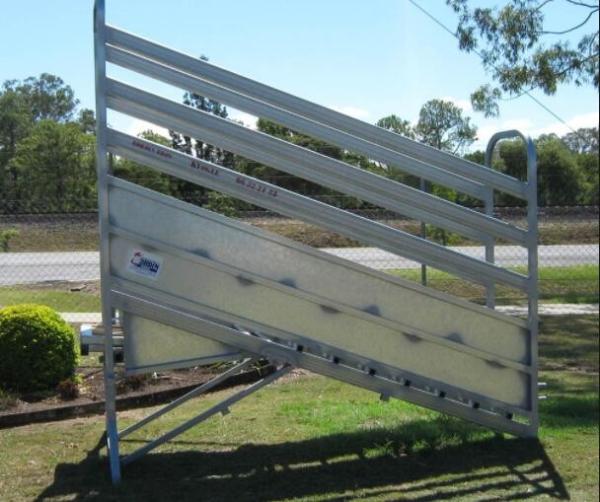 Galvanized Adjustable Wire Cattle Panels , Durable Cattle Loading Ramp