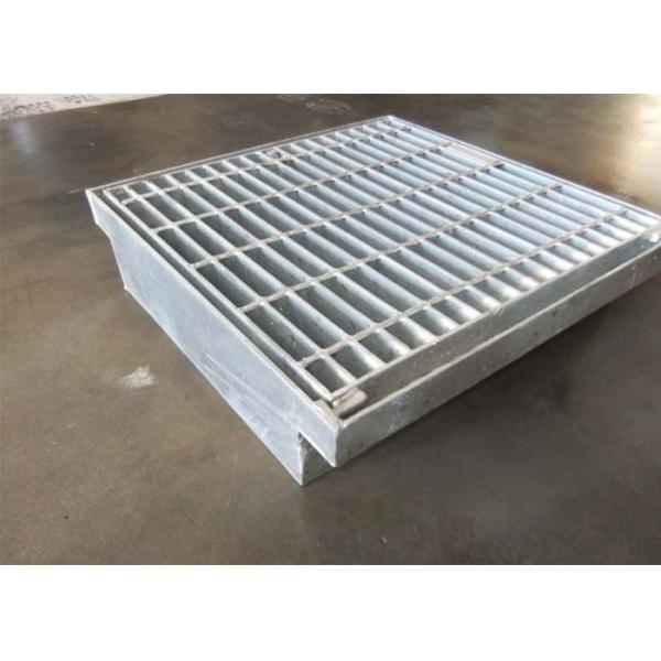 Светлой гальванизированная обязанностью стальная подъездная дорога решеток стока металла крышки канавы скрежетать