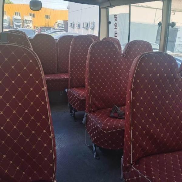 posição do boi da mão esquerda do ônibus escolar da segundo mão de 6.9m 42000KM