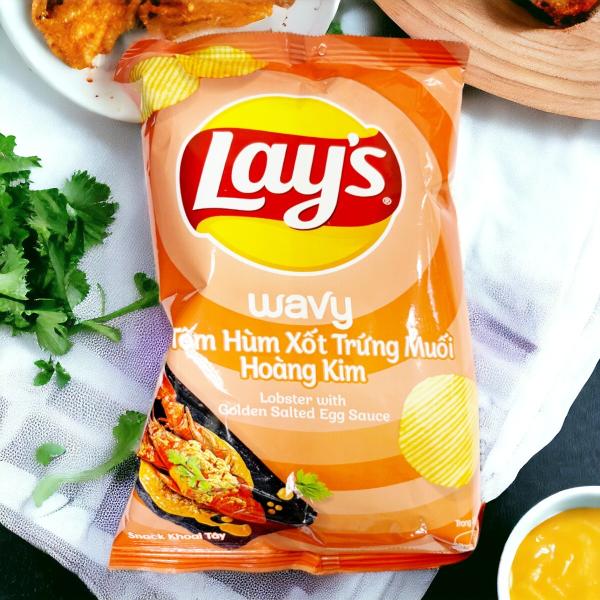 Lay's Lobster Flavored Chips with Golden Salted Egg Sauce - Bulk Offer for Retailers & Wholesalers - 90 G * 40 Bags
