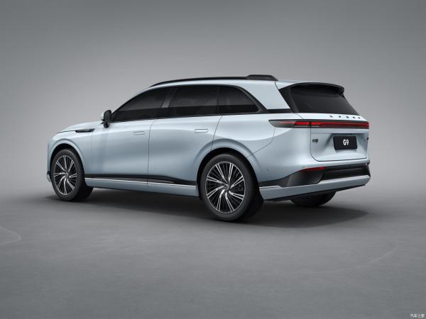 High Speed Electric Car Xpeng G9 5 Doors 5 Seats Left Steering Large Space SUV 650Km