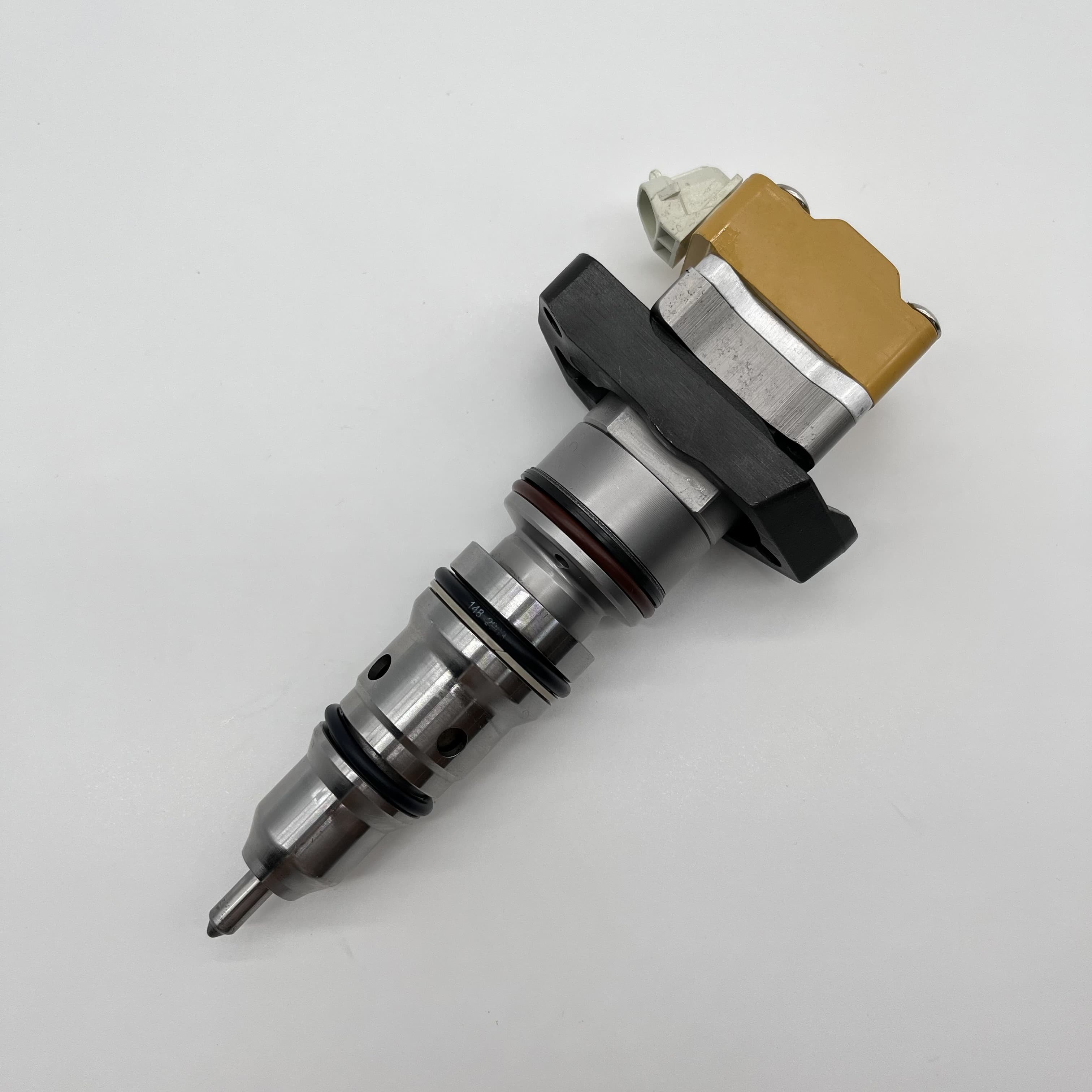 1833641C1 Ca-terpillar Diesel Fuel Injector