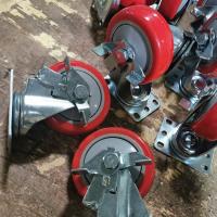 Roulettes 154LBS à usage moyen avec des couvertures plat silencieux mou de pivot roulement à billes de 4 roues de pouce