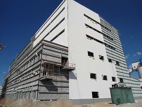 Large Span Prefab Metal Building Construction , Hot Dip Galvanized Steel Building