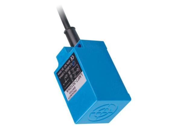 LMF7 Detection Inductive Proximity Sensor Infrared Dustproof Wide Voltage Range CE