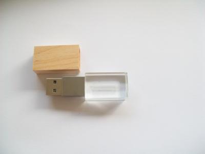 Customized Crystal USB Stick with Laser Logo Options -50°C 80°C Environment Temperature