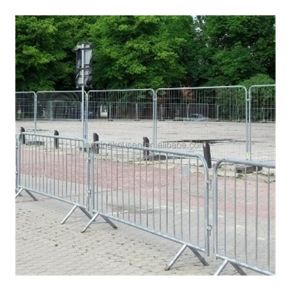 Outdoor Metal Steel Security Fence Panels in Silver for Highway Safety in Australia