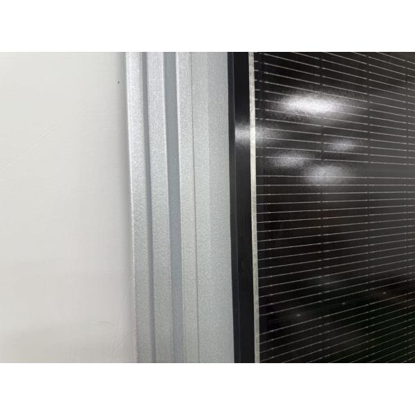 520W Couleur de la tôle de toit en acier Modules de tôle solaire Panneau de matériau BIPV être le toit directement générer de l'électricité Topcon cellule de toit de la tôle