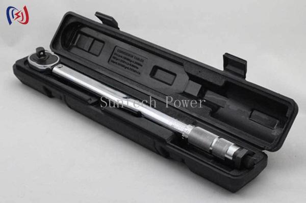 Torque Wrench 40-300N.m Industrial Grade with Ergonomic Grip