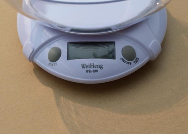 Green LCD Screen Electric Kitchen Scales , Easy To Read Accurate Food Scale