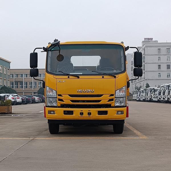 China Hot-sale ISUZU 4*2 Factory Price New Diesel Loading 4 T Towing 6 T Flatbed Tow Truck for Road Recovery