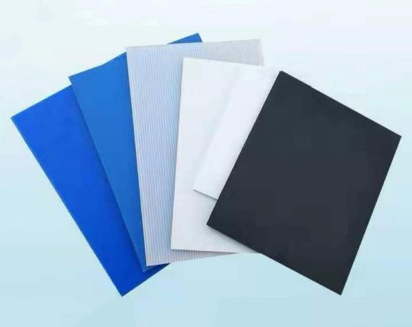 White / Black Hollow Plastic Board Recyclable PP Corrugated Board