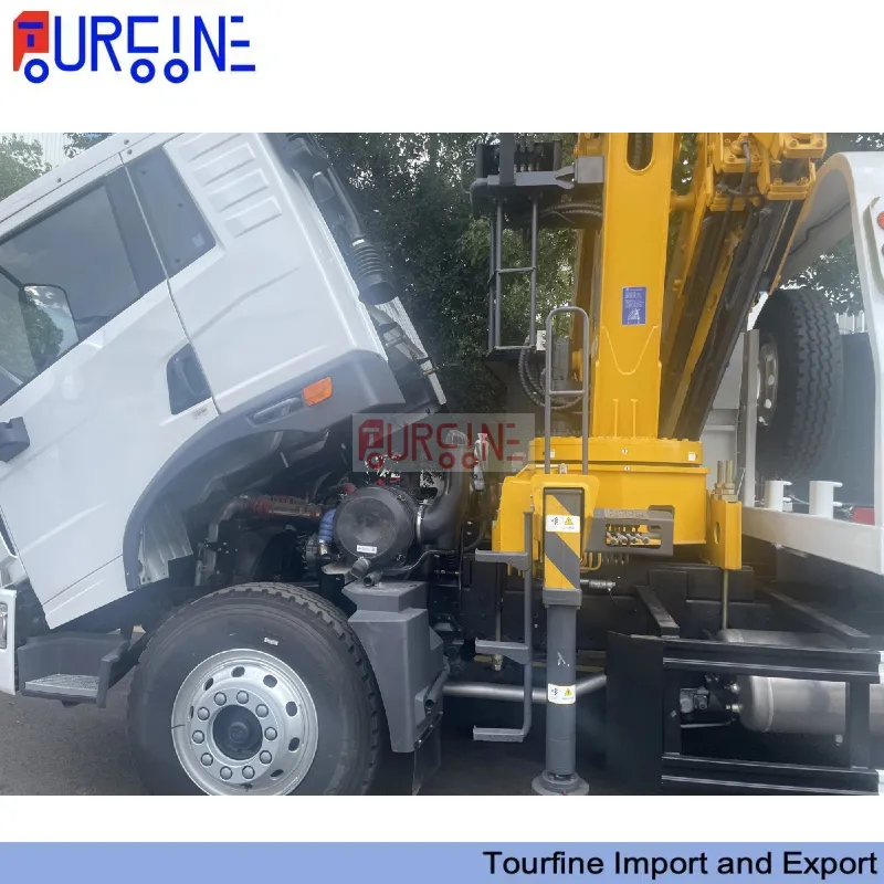 FAW 4x2 Recovery Tow Truck 8 Ton with Crane Flatbed Wrecker Truck for Vehicle Rescue