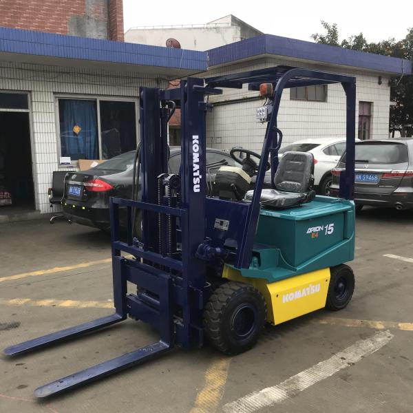 Comatsu électrique pour le ramassage des commandes électrique utilisé chariot élévateur hydraulique 1t 1,5t 2t 3t