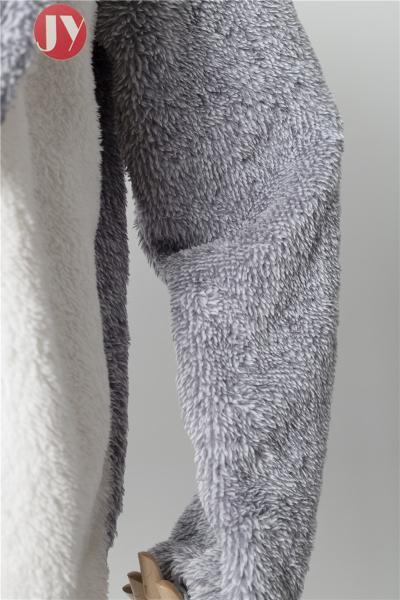 Long Sleeved Ladies Soft Bathrobe For Women Pyjamas Sherpa Cartoon Aminal Homewear