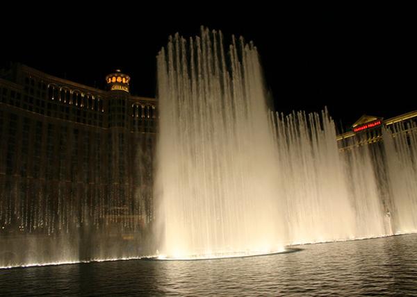 High Spray Color Changing Led Fountain , Big Water Fountain Project 380V