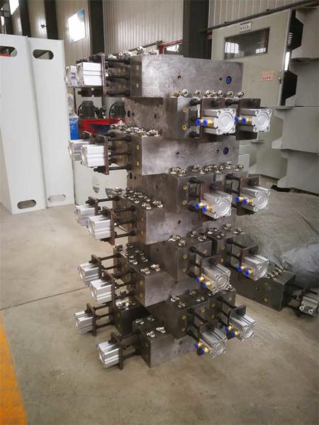 Single Cavity Bottle Blowing Mould Long Pipe PE Blow Molding S136