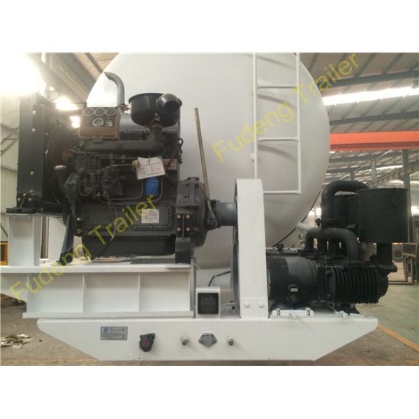 3 Axles 60cbm 80 ton Silo Bulker Cement Tank Trailer Carrier Reinforced Steel Material