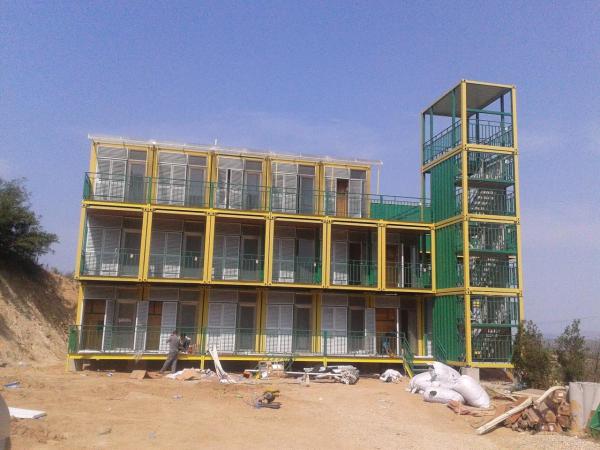 Galvanized Prefab Container House with Glass Wool Panels