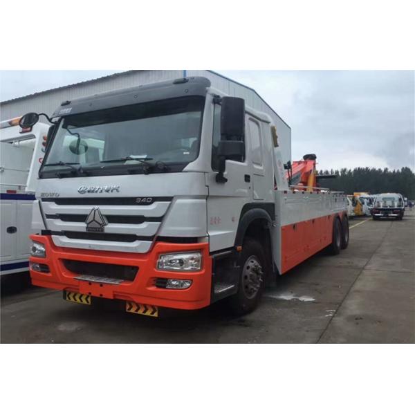 3 Cab Seat Road Wrecker Truck 5000kg Lifting Capacity Sinotruk HOWO Brand