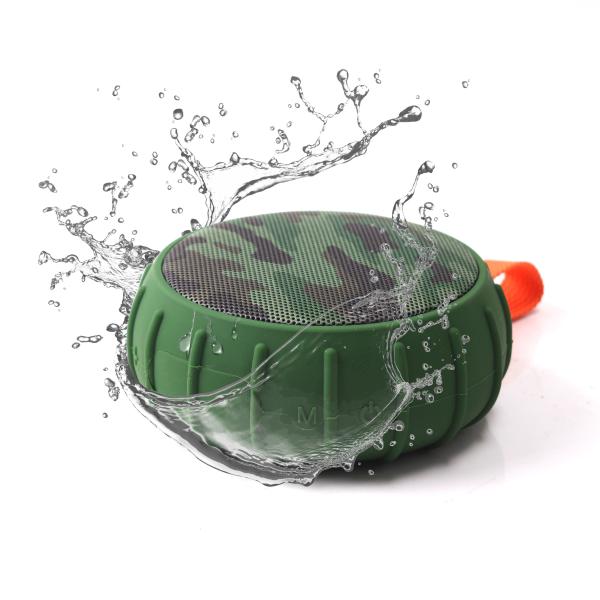 Спортивные объекты на открытом воздухе IPX67 водонепроницаемый портативный субвуфер бас беспроводной BT динамик 113 * 50 мм