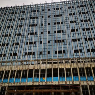Bâtiment de bureaux commerciaux préfabriqué en acier en forme de boîte