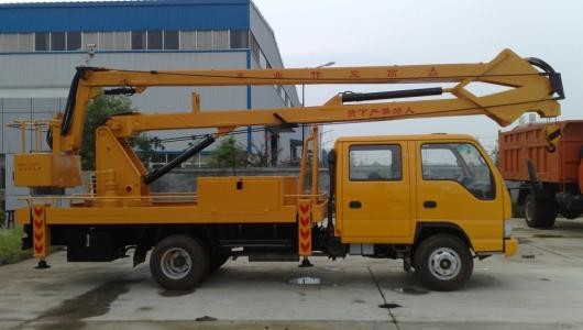 JAC High Altitude Operation Truck 4x2 12 - 25 m Working Height For Cleaning