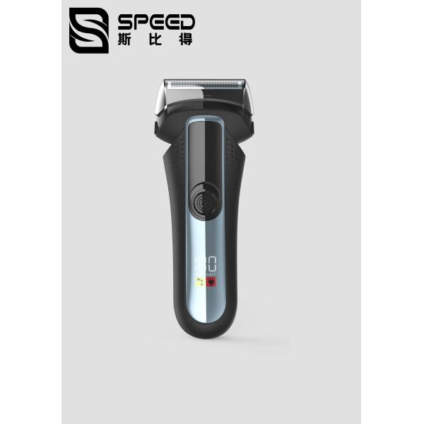 La pantalla LCD muestra el nivel de la batería y la etiqueta de la toma de carga púrpura, la pantalla completamente cargada muestra el nivel de la batería, dos hombres de cuchilla