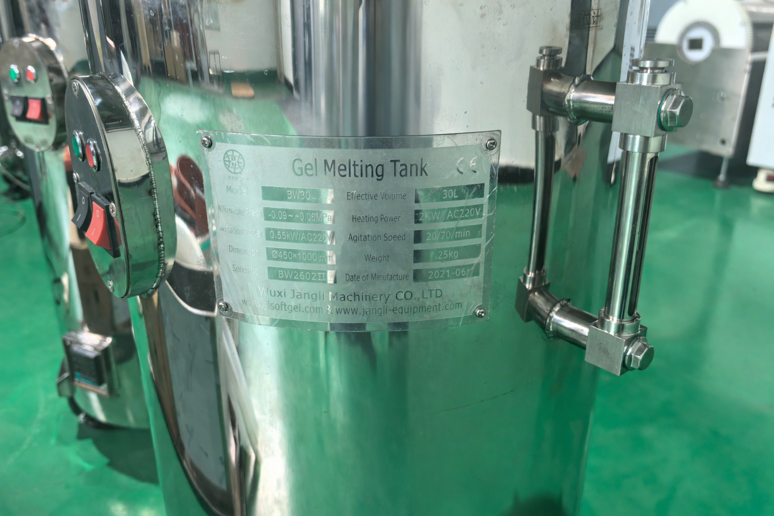 JL-75II Laboratory Softgel Encapsulation Machine with 6,000 capsules/hour Output, PLC Control, and Compact Integrated Structure