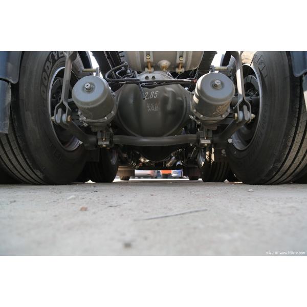 дизельное евро 2 Sinotruck Sitrak C7H тележки трактора 450hp