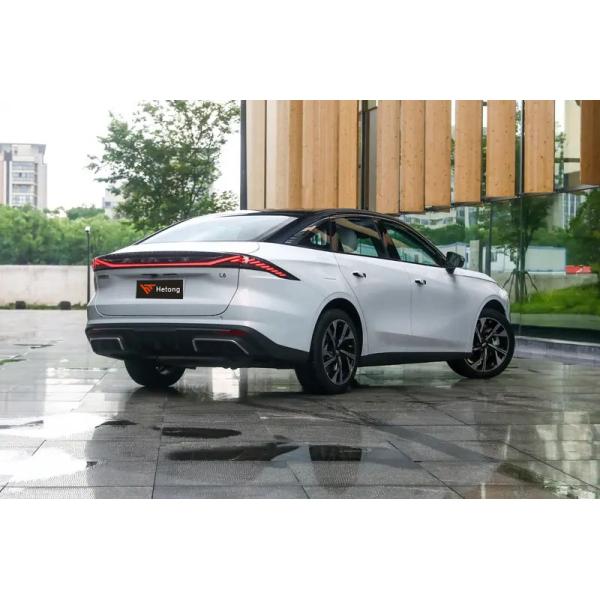 2023 Geely Galaxy L6 Hybrid 235kw Power 1370km Comprehensive Range 60km Electric Mode