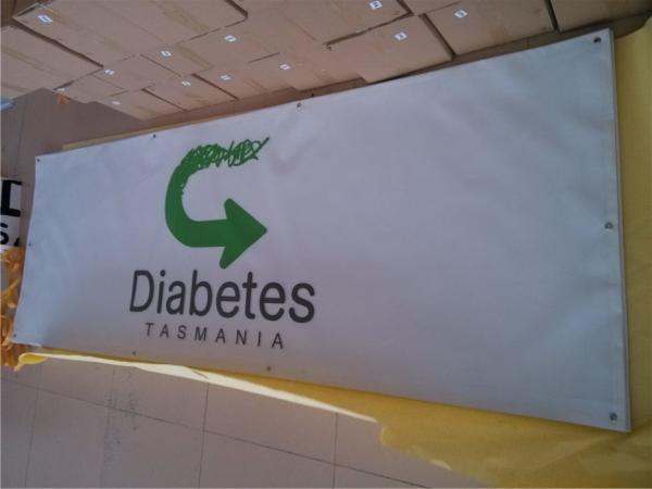 Fire Resistant Printed Outdoor Mesh Banners And Signs In High Wind Environments